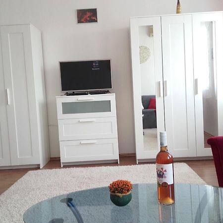 Eger Apartman ภายนอก รูปภาพ